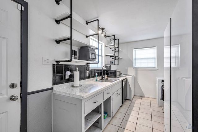 3601 Brentwood Dr, Odessa, TX 79762