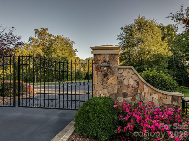 7316 Barrington Ridge Drive 14, Fort Mill, SC 29707