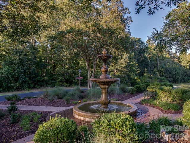 7316 Barrington Ridge Drive 14, Fort Mill, SC 29707