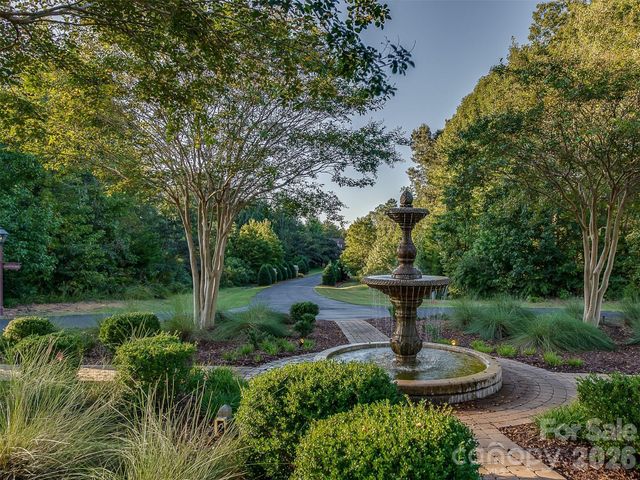 7316 Barrington Ridge Drive 14, Fort Mill, SC 29707