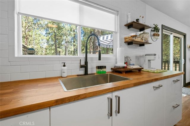 1071 Mountain, Big Bear City, CA 92314