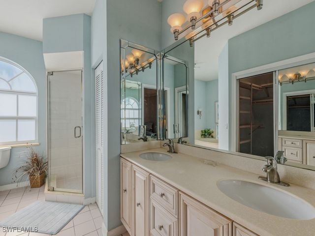 200 Windbrook CT, Marco Island, FL 34145