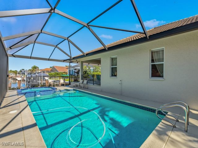 200 Windbrook CT, Marco Island, FL 34145