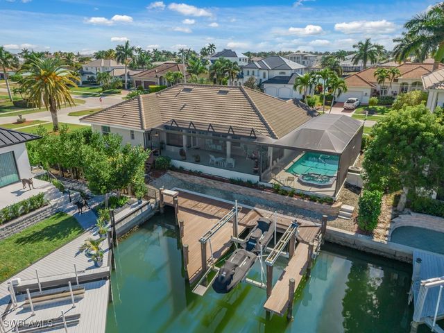 200 Windbrook CT, Marco Island, FL 34145