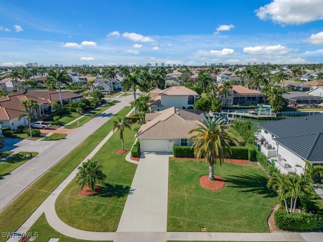 200 Windbrook CT, Marco Island, FL 34145