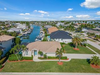 200 Windbrook CT, Marco Island, FL 34145