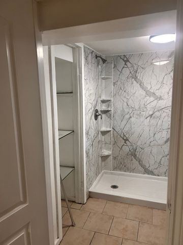 6113 S Sacramento Avenue, Chicago, IL 60629