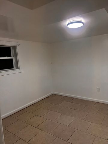 6113 S Sacramento Avenue, Chicago, IL 60629