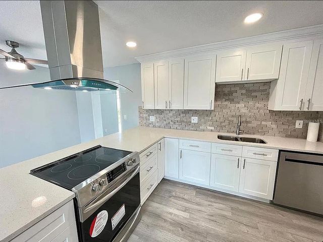 1806 IRONWOOD COURT W, Oldsmar, FL 34677