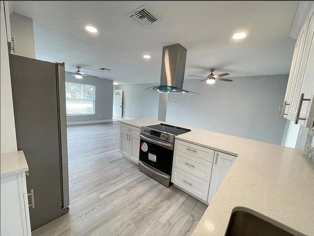 1806 IRONWOOD COURT W, Oldsmar, FL 34677