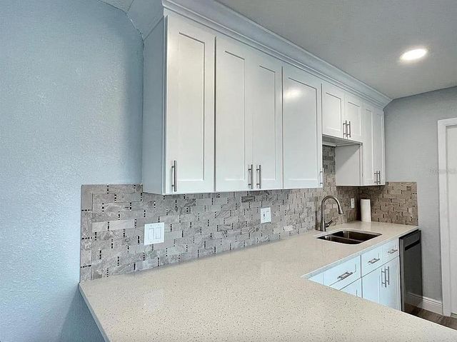 1806 IRONWOOD COURT W, Oldsmar, FL 34677