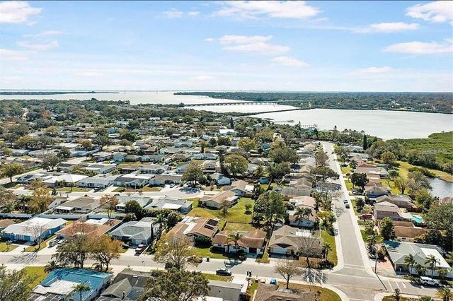 1806 IRONWOOD COURT W, Oldsmar, FL 34677