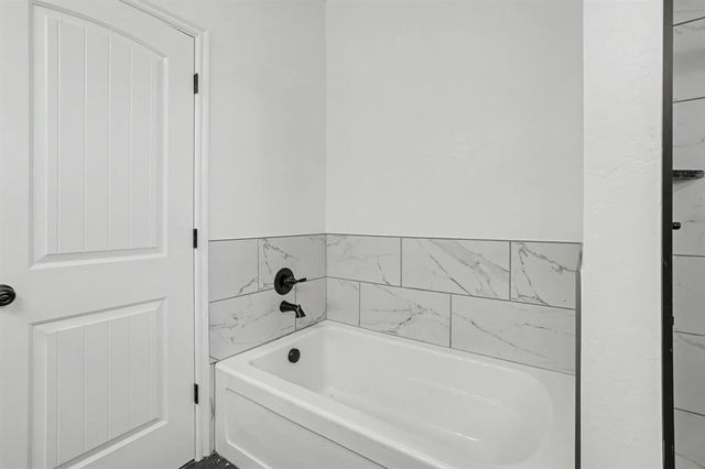 350 Maple Drive, Guthrie, OK 73044