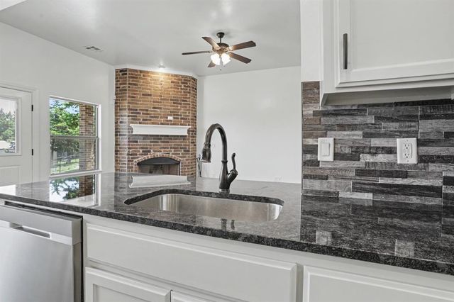 350 Maple Drive, Guthrie, OK 73044