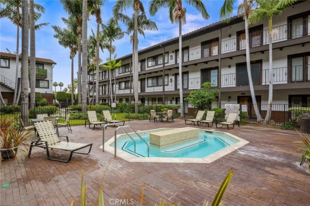 17200 Newhope, Fountain Valley, CA 92708