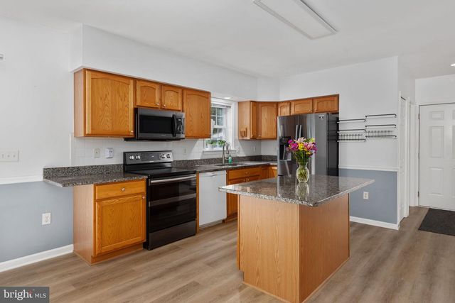 9563 MOHAWK DR, King George, VA 22485