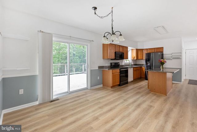 9563 MOHAWK DR, King George, VA 22485