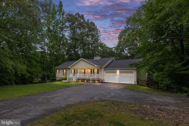 9563 MOHAWK DR, King George, VA 22485