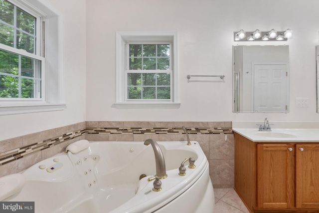 9563 MOHAWK DR, King George, VA 22485