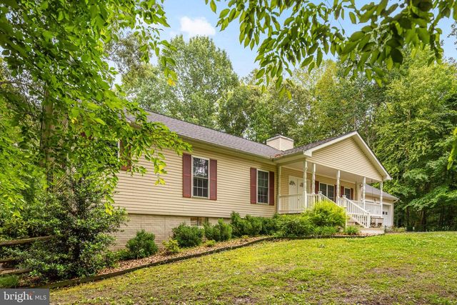 9563 MOHAWK DR, King George, VA 22485