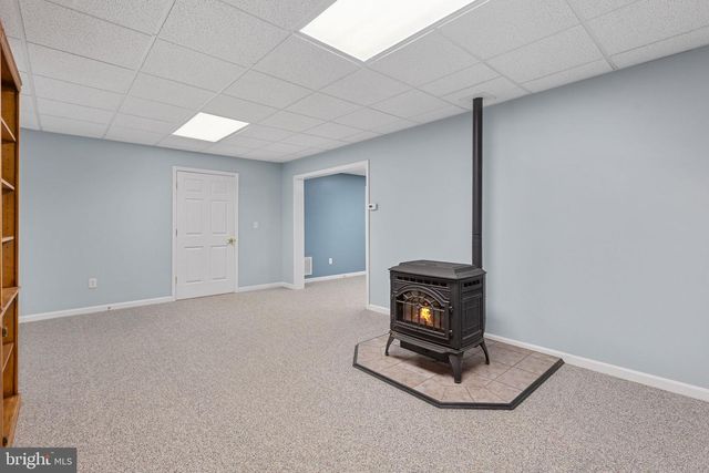 9563 MOHAWK DR, King George, VA 22485