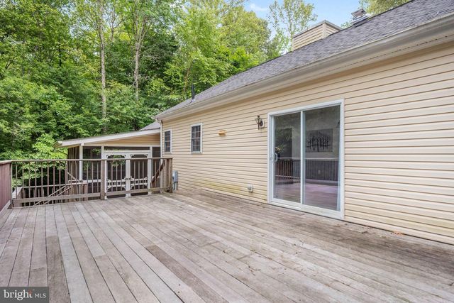 9563 MOHAWK DR, King George, VA 22485