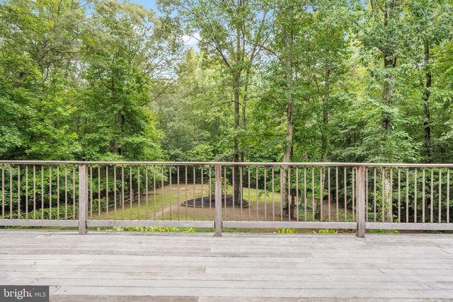 9563 MOHAWK DR, King George, VA 22485