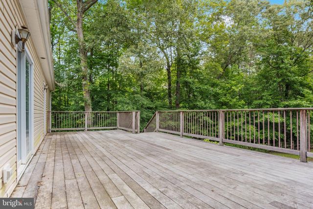 9563 MOHAWK DR, King George, VA 22485