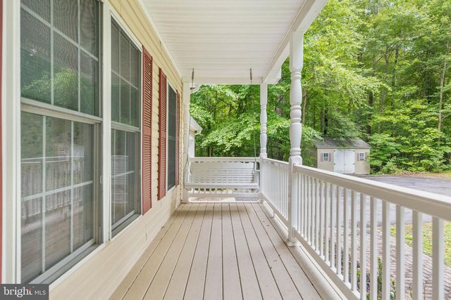 9563 MOHAWK DR, King George, VA 22485