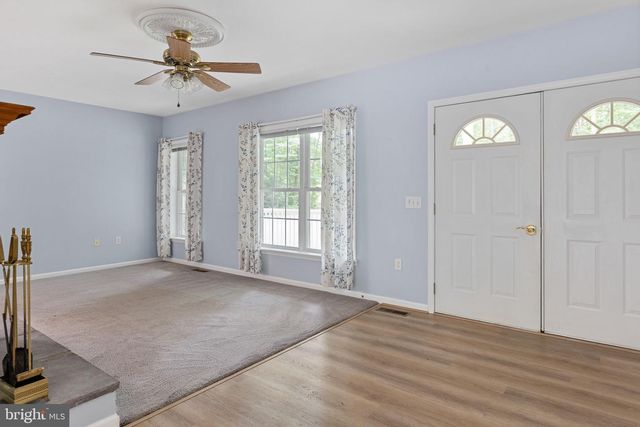 9563 MOHAWK DR, King George, VA 22485