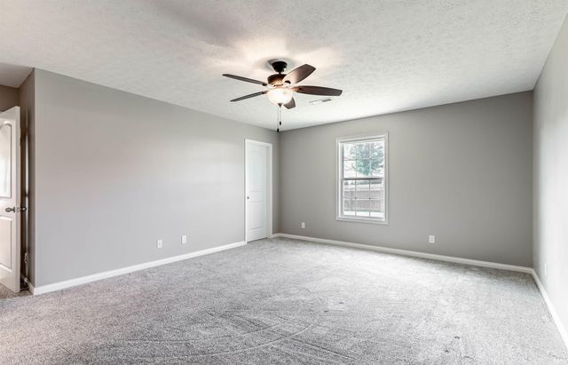 823 Groveview Court, Evansville, IN 47711