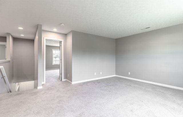 823 Groveview Court, Evansville, IN 47711