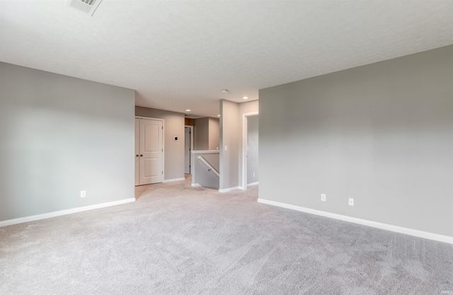 823 Groveview Court, Evansville, IN 47711