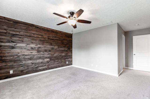 823 Groveview Court, Evansville, IN 47711