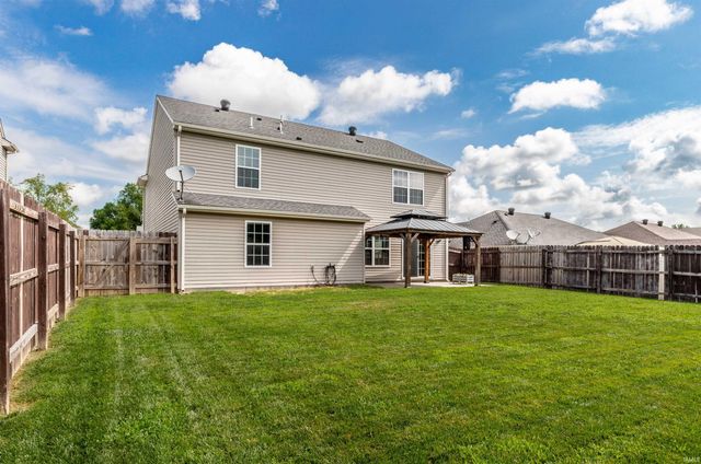 823 Groveview Court, Evansville, IN 47711