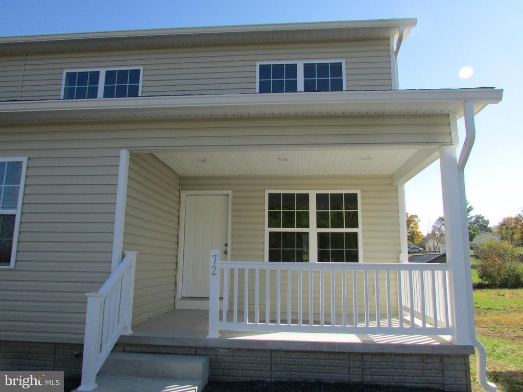 72 PLACE DRIVE, Martinsburg, WV 25401