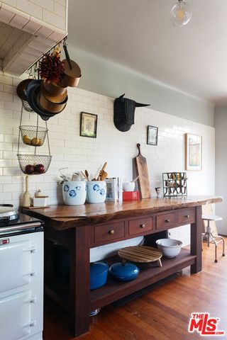 1046 W KENSINGTON Road, Los Angeles, CA 90026