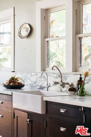 1046 W KENSINGTON Road, Los Angeles, CA 90026