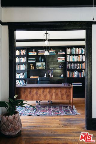 1046 W KENSINGTON Road, Los Angeles, CA 90026