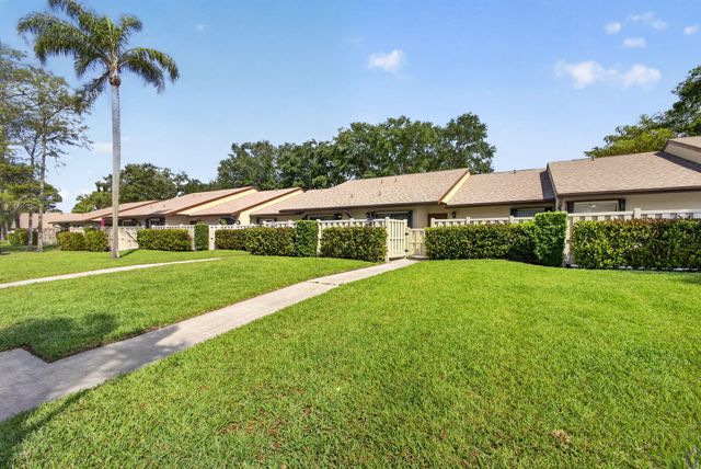 1025 Green Pine Boulevard F, West Palm Beach, FL 33409