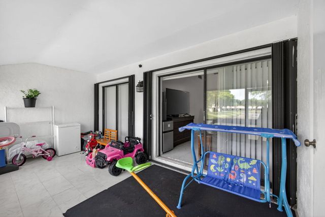 1025 Green Pine Boulevard F, West Palm Beach, FL 33409