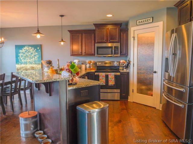 2917 Chestnut Eagle Ridge, Jeffersonville, IN 47130