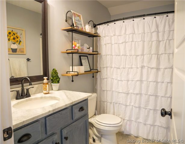 2917 Chestnut Eagle Ridge, Jeffersonville, IN 47130