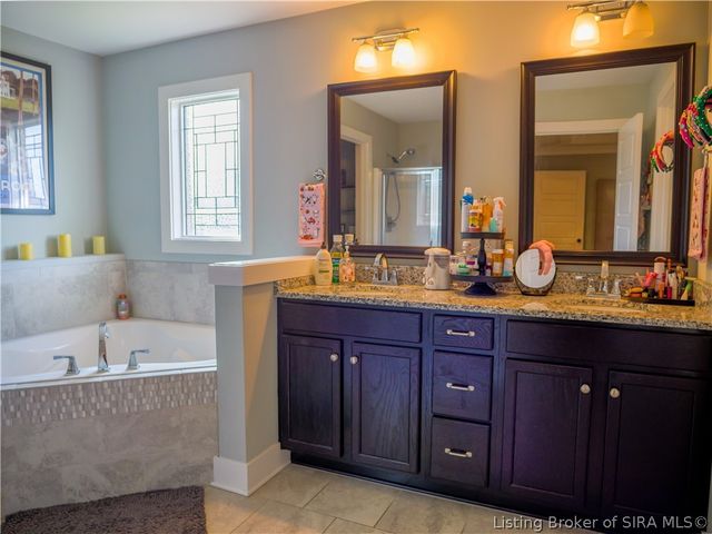 2917 Chestnut Eagle Ridge, Jeffersonville, IN 47130