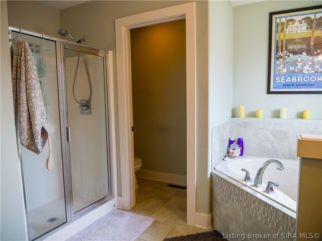 2917 Chestnut Eagle Ridge, Jeffersonville, IN 47130