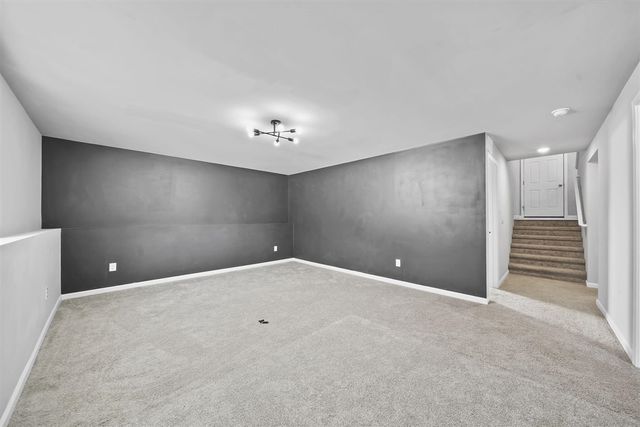 130 Lighthouse Lane, Brooklyn, MI 49230