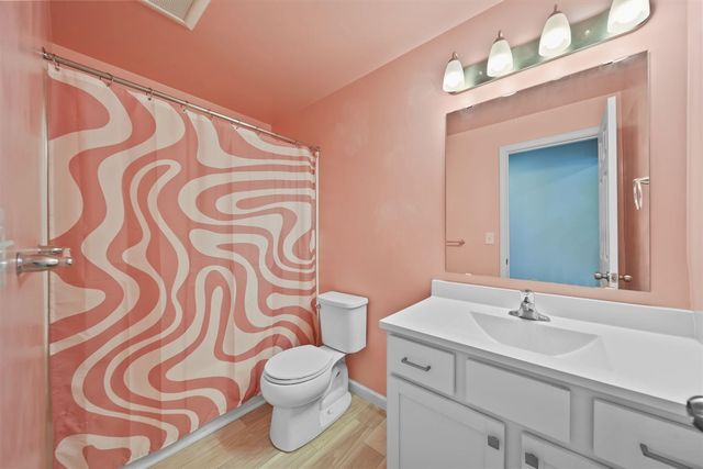 130 Lighthouse Lane, Brooklyn, MI 49230