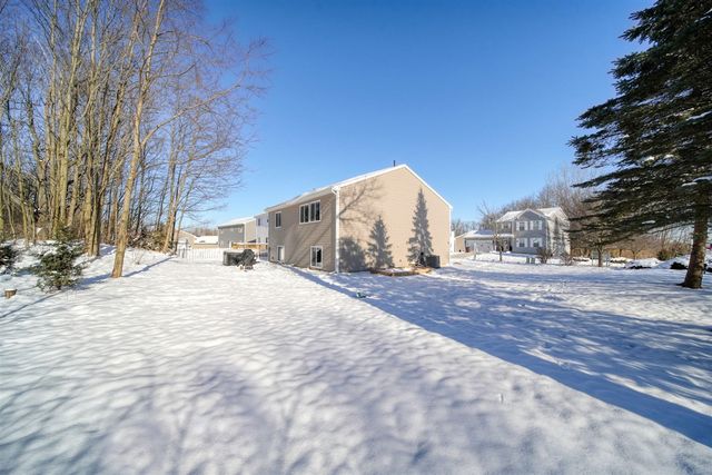 130 Lighthouse Lane, Brooklyn, MI 49230