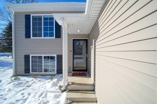 130 Lighthouse Lane, Brooklyn, MI 49230