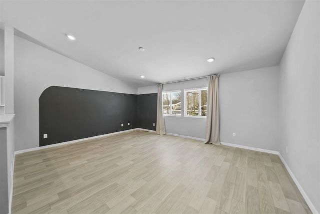 130 Lighthouse Lane, Brooklyn, MI 49230